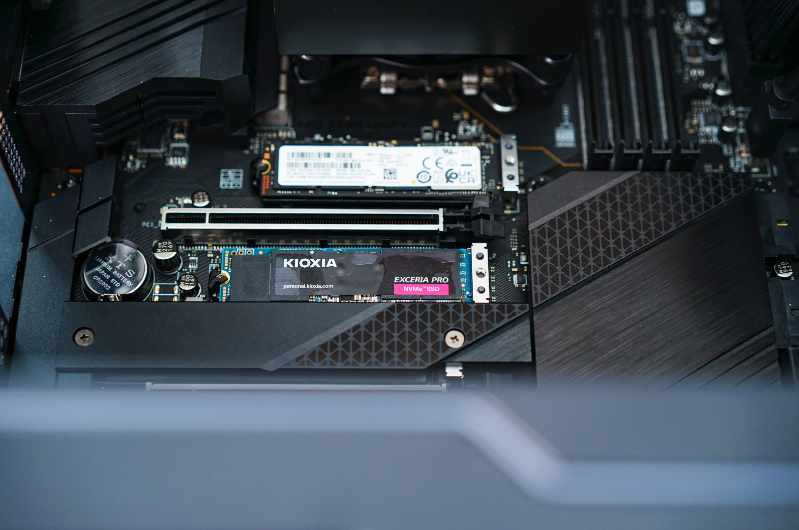 铠侠SE10怎么样？实测如何？零售版PCIe4.0固态的最优选?