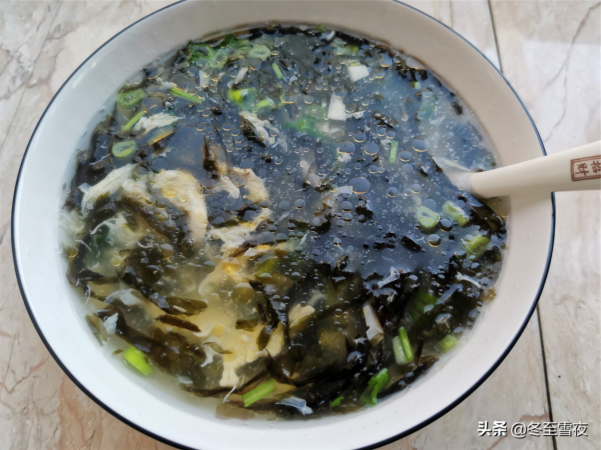 紫菜蛋花汤怎么做好喝？这才是紫菜蛋花汤的正确做法