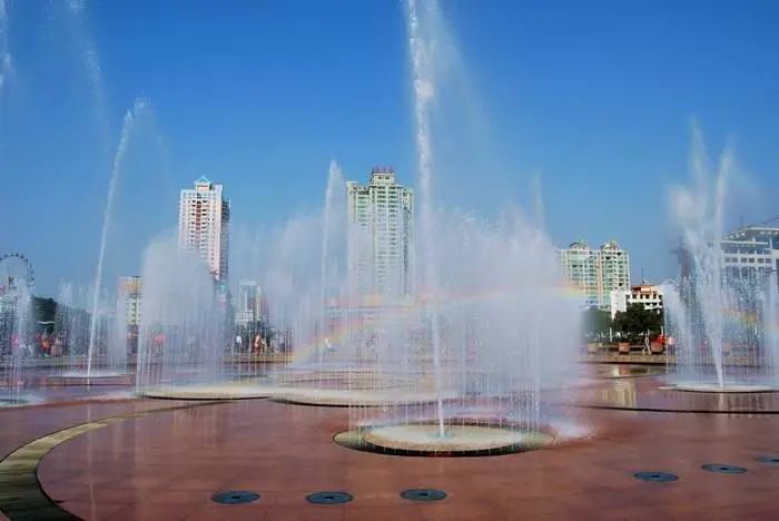 岳阳市有什么好玩的景点？湖南岳阳游玩必去的几个地方景点