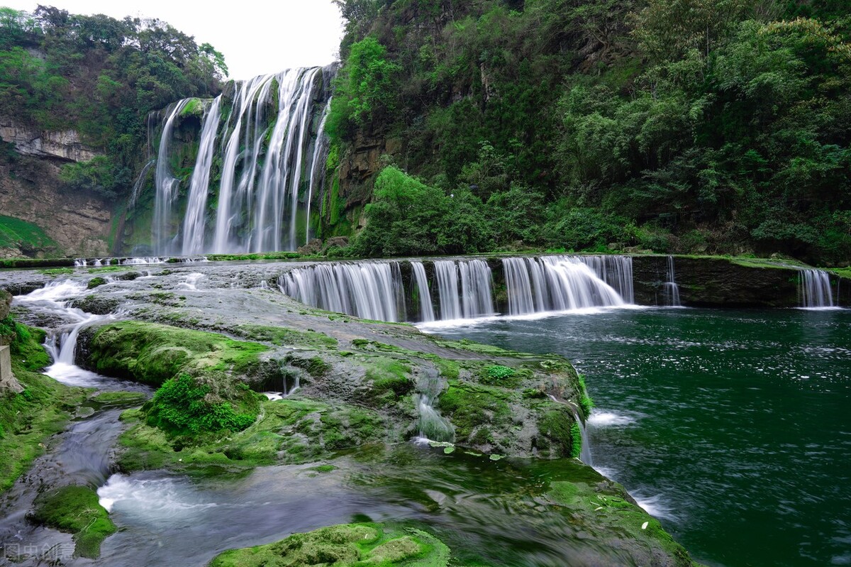5一6月旅游国内最佳地（中国这4个地方好玩绝美）