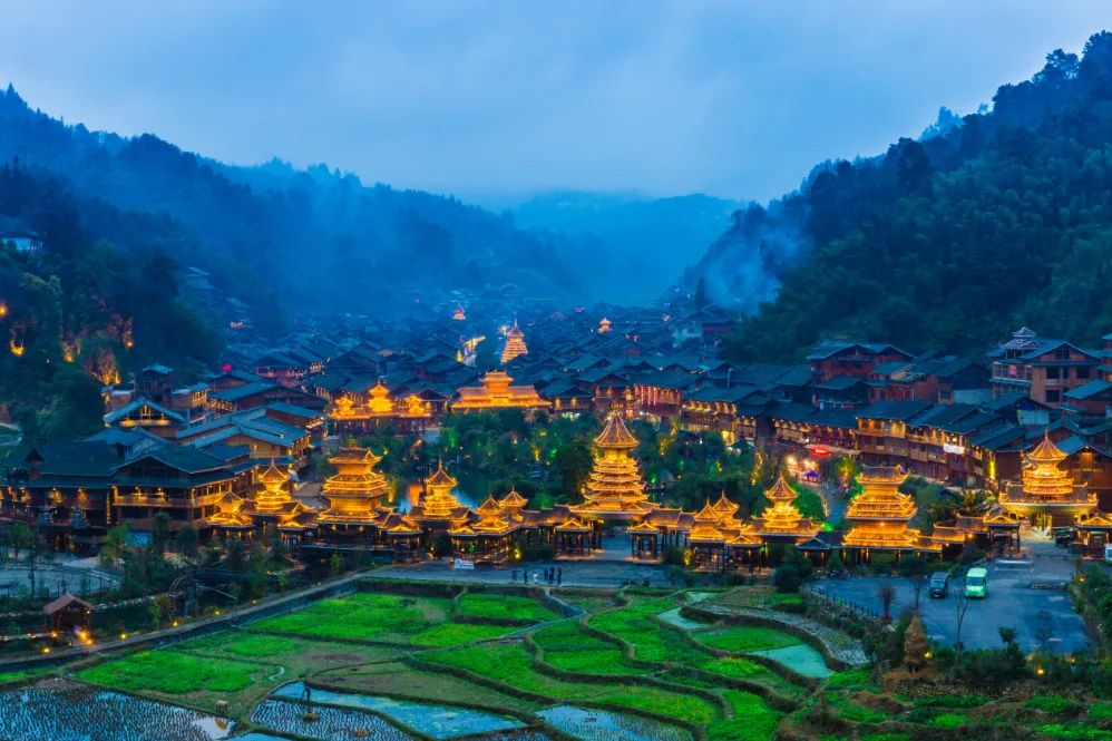 5一6月旅游国内最佳地（中国这4个地方好玩绝美）