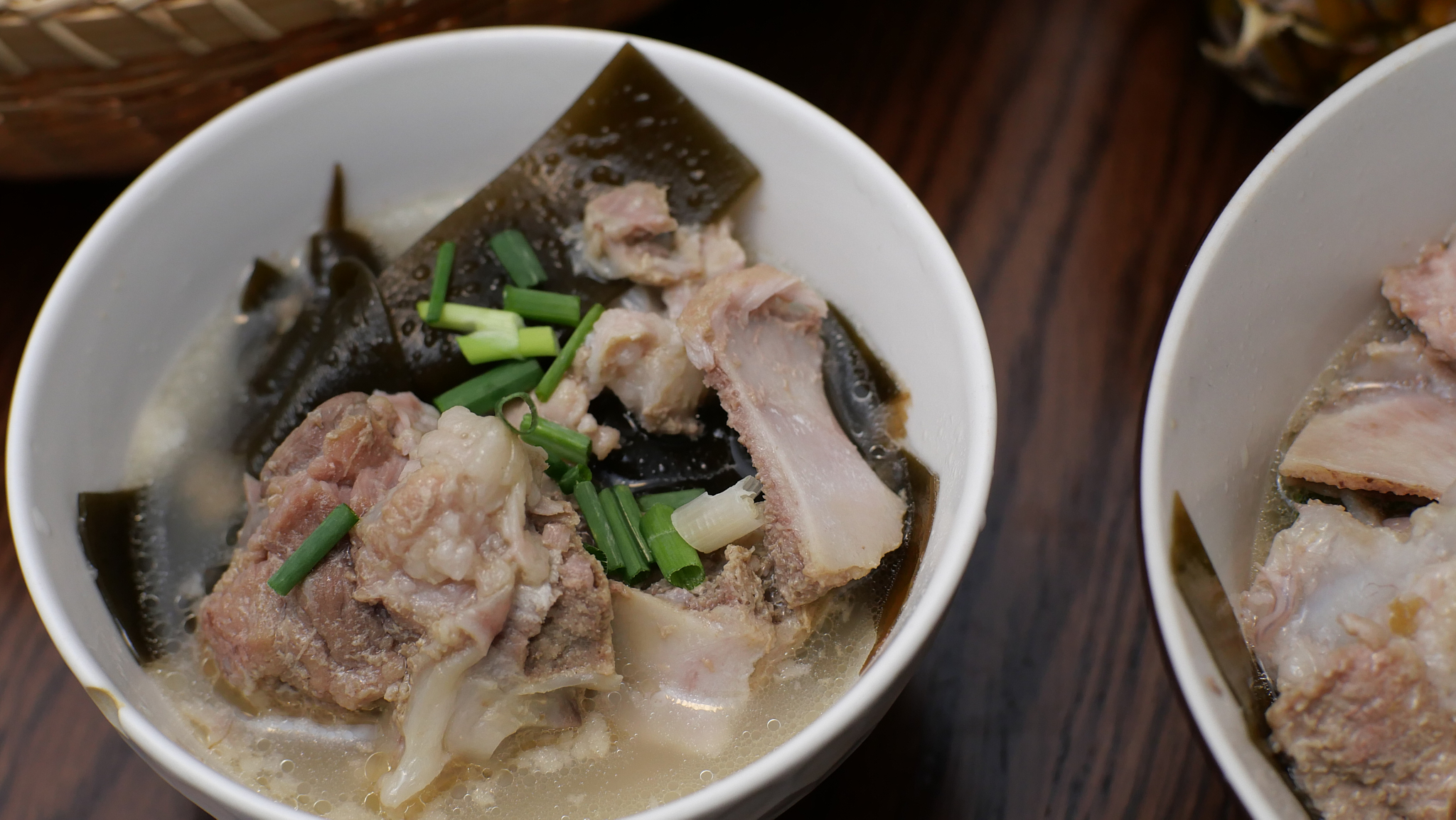 电饭锅哪个好？国内外千元畅销型电饭锅对比，干饭人真机实拆，教你真实选择