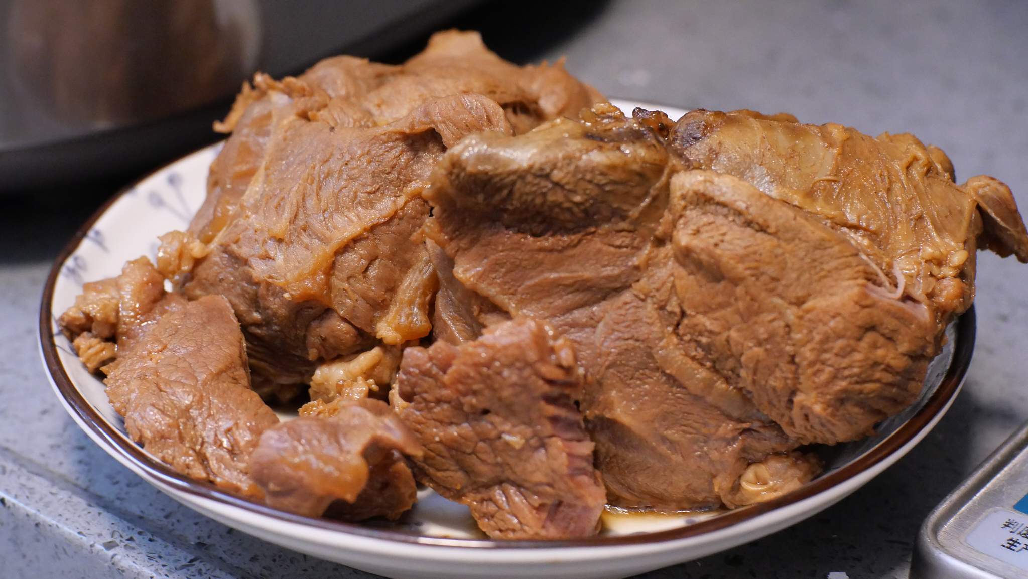 电饭锅哪个好？国内外千元畅销型电饭锅对比，干饭人真机实拆，教你真实选择