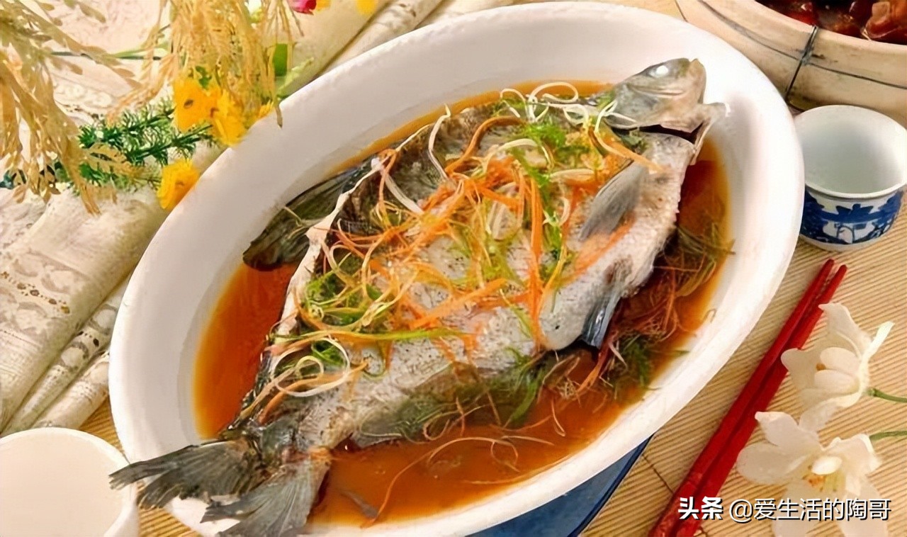 湖北特色美食的是，来湖北必吃的5道特色美食，每一道都能下三碗饭，赶快做来尝尝