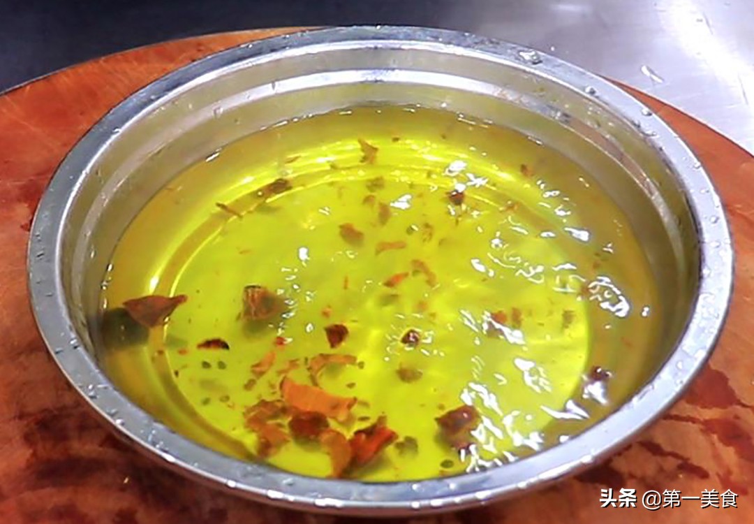 什么食物含胶原蛋白较多对皮肤好（女人要多吃这种食物）