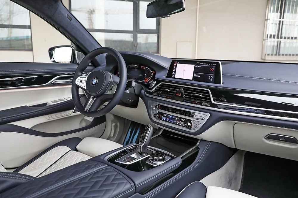 新bmw7系广告，全新bmw7系