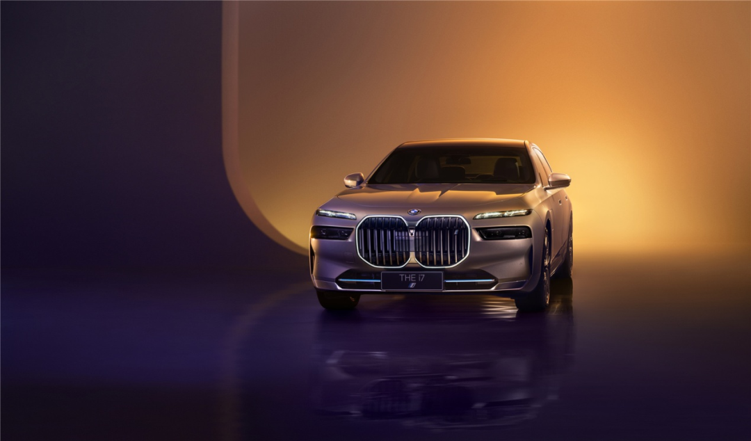 BMW7系，豪华地位不动摇全新BMW7系为颠覆而来