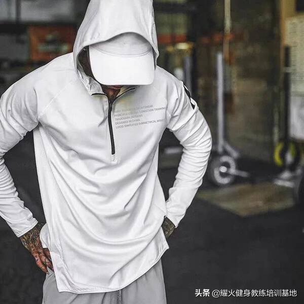健身教练怎么介绍自己（应聘健身教练需要注意什么）