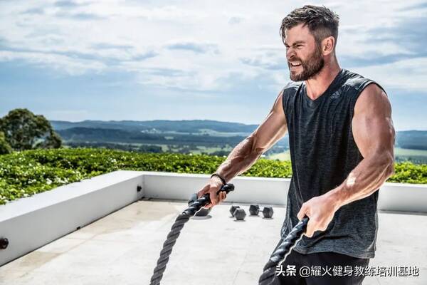 健身教练怎么介绍自己（应聘健身教练需要注意什么）