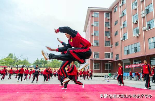 文武学校多少钱一年，文武学校学费大概多少（武术学校一年学费多少钱）