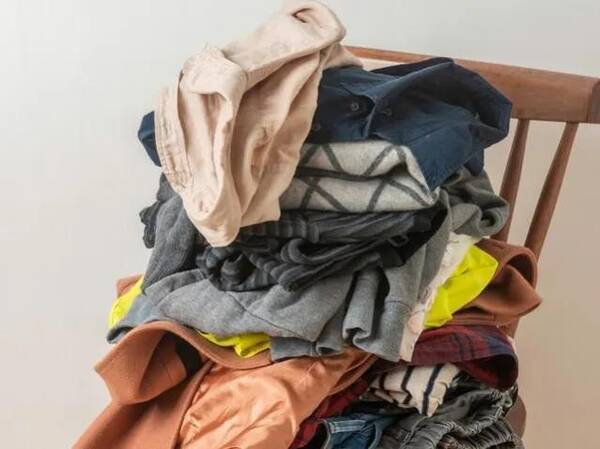 收购旧衣服多少钱一斤，旧衣服回收平台（回收旧衣服的价格是多少）