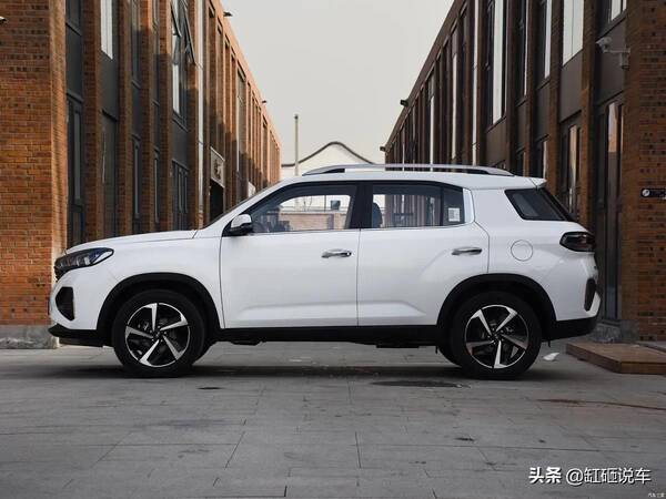 比现代ix35高一级别的suv，经常被忽略的合资SUV，省心耐用配置高，才11万，带你看现代ix35