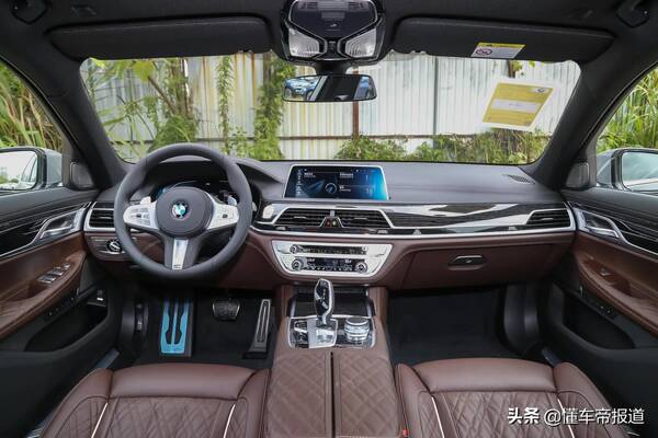 宝马7系2018款740li，新车|新款宝马7系740Li上市，售105.5万元起，750Li、M760Li停售