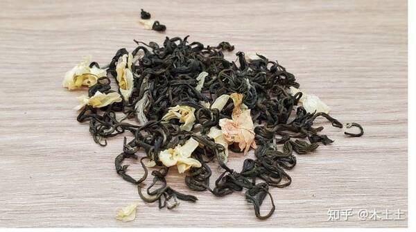 哪个品牌的高端茉莉花茶性价比高一点？哪个品牌的高端茉莉花茶性价比高？