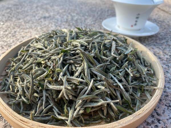 2014年福鼎白茶价格，2015年白茶茶饼