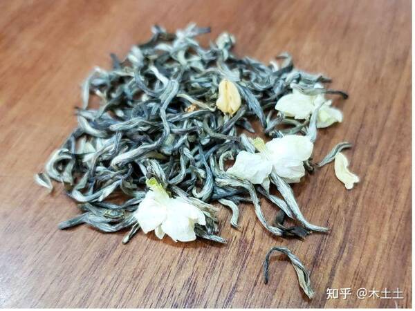 哪个品牌的高端茉莉花茶性价比高一点？哪个品牌的高端茉莉花茶性价比高？