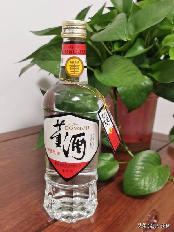 董酒绿瓶图片