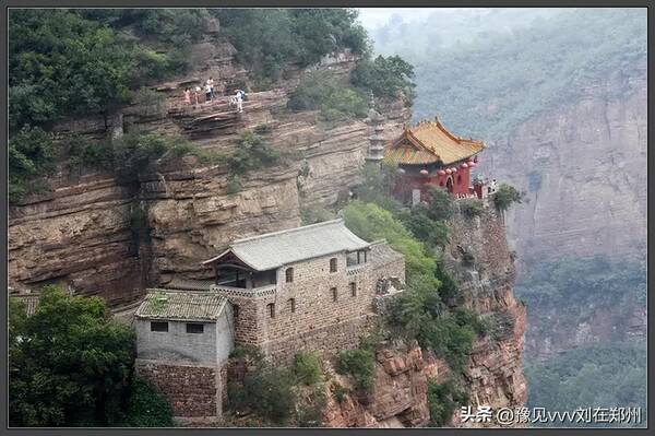 三大景区组成的风景名胜区，苍岩山风景名胜区简介