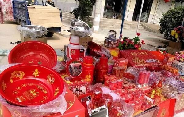 福建省的女生好娶吗？中国各地“娶媳妇标准”，福建30万被指不算多，江西20万却遭吐槽