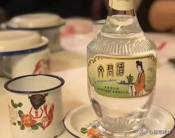 节前高端白酒大幅调价，白酒涨价倒计时！中秋家宴酒，这5款看到不要手软，口碑好酒质佳