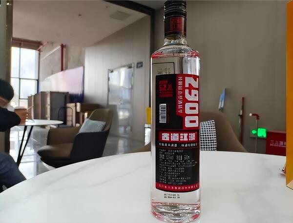 什么白酒送礼好还不贵？自饮收藏性价比最高的白酒