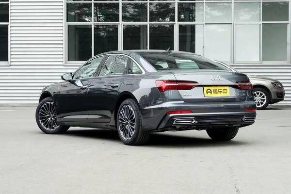 奥迪a6l2.0t百公里油耗，奥迪A6LPHEV，百公里综合油耗低至2.1升，50.8万值得买么？