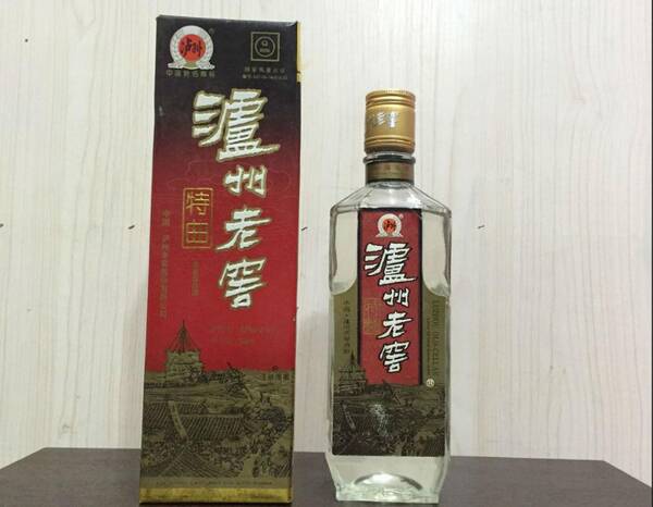 四川酒文化了解一下，四川酒桌“怪象”，喝酒不见五粮液，这些小众酒却深受喜爱
