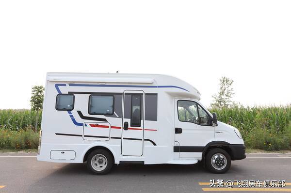 依维柯方舱房车，依维柯6.5t房车