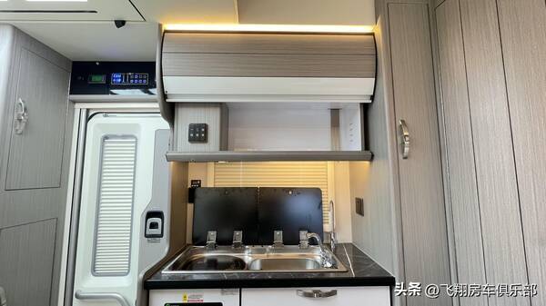 依维柯方舱房车，依维柯6.5t房车
