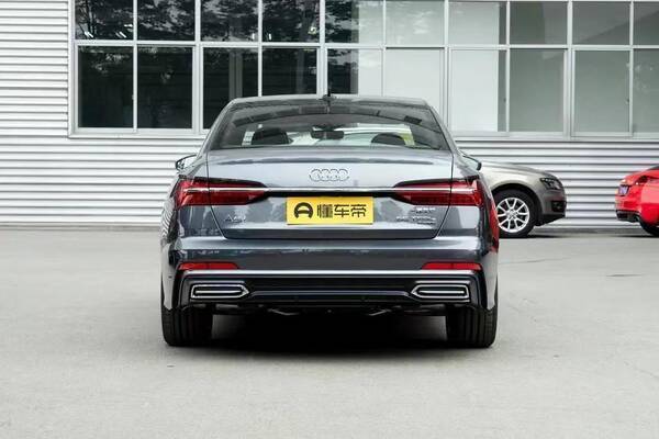 奥迪a6l2.0t百公里油耗，奥迪A6LPHEV，百公里综合油耗低至2.1升，50.8万值得买么？