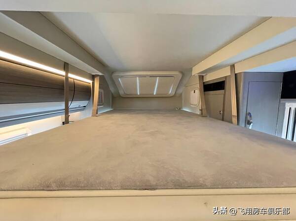 依维柯方舱房车，依维柯6.5t房车