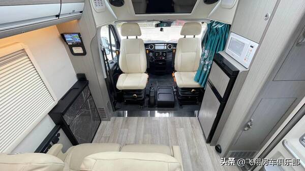 依维柯方舱房车，依维柯6.5t房车