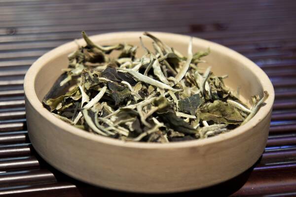 1000元一斤的茶叶档次，有没有300-800元一斤的高性价比的普洱茶推荐一下