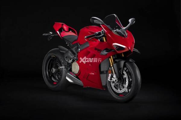 杜卡迪PanigaleV4SP上市售价40.5万，更贵更强更快杜卡迪PanigaleV4/V4S上市售25.9万起