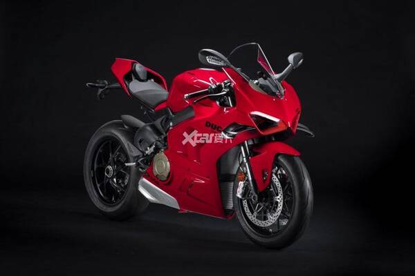 杜卡迪PanigaleV4SP上市售价40.5万，更贵更强更快杜卡迪PanigaleV4/V4S上市售25.9万起