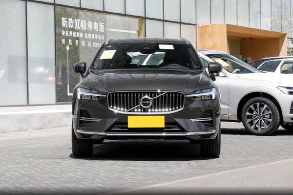 沃尔沃XC60T5，沃尔沃xc60轴距2865空间咋样