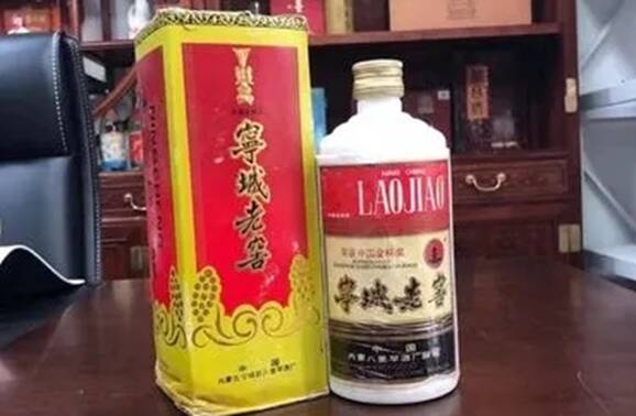 被称为小茅台的是什么酒？被民间誉为“小茅台”的4款廉价白酒，实至名归还是徒有虚表？