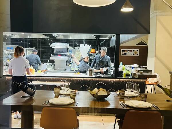 米其林餐厅多少钱，法国米其林餐厅吃一顿多少钱