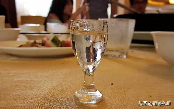 30元以内的粮食酒，30元以下的纯粮酒