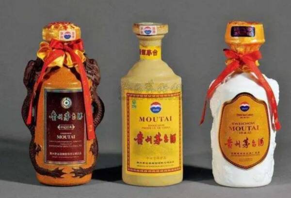 光瓶酒哪个是纯粮食酒？中国3款“光瓶酒”，都是纯正粮食酿造，无丝毫添加，你喝过吗？
