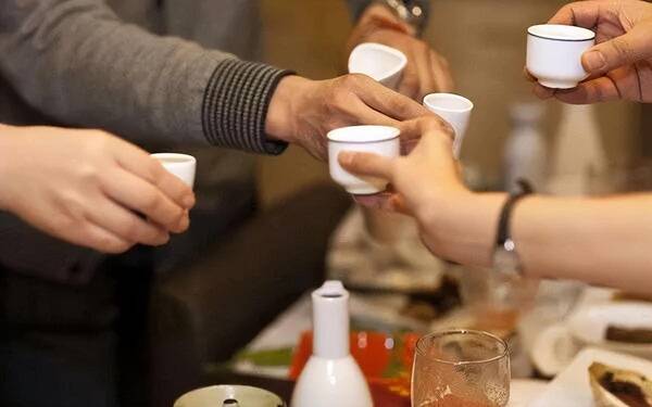 山东白酒为什么不行？山东9大“尴尬白酒”，在当地口碑一绝，为啥出了山东却没人喝？