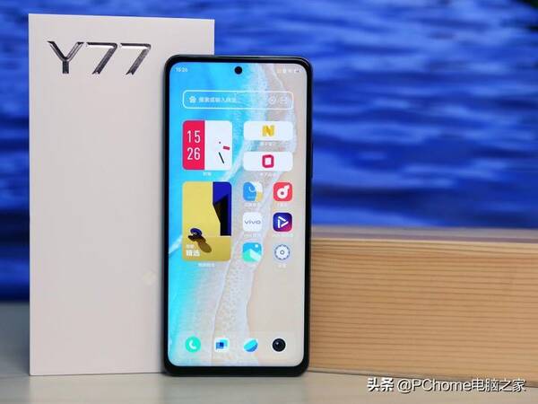 vivoy7s多少瓦闪充，vivoY77上手评测精美不油腻旗舰级80W闪充
