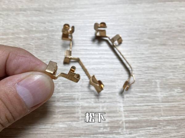 华峰插座怎么样？插座选购干货！8款主流插座华山论剑，孰优孰劣一比见分晓