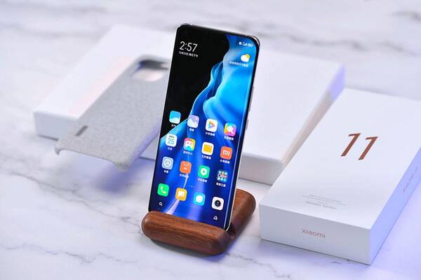 小米11值得购买吗？小米11wifi芯片