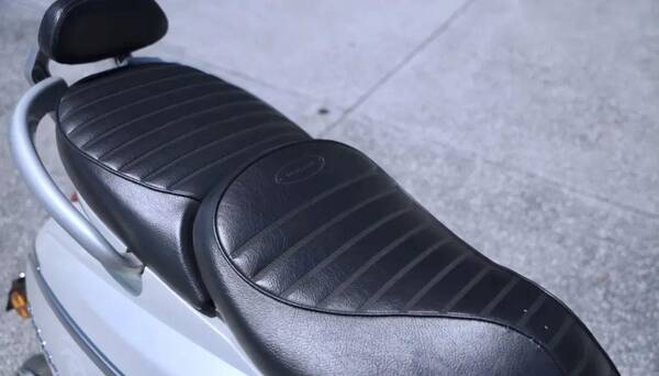 标致姜戈踏板摩托车，标致姜戈vespa