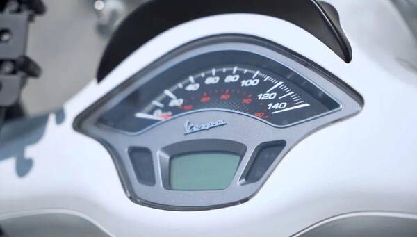 标致姜戈踏板摩托车，标致姜戈vespa