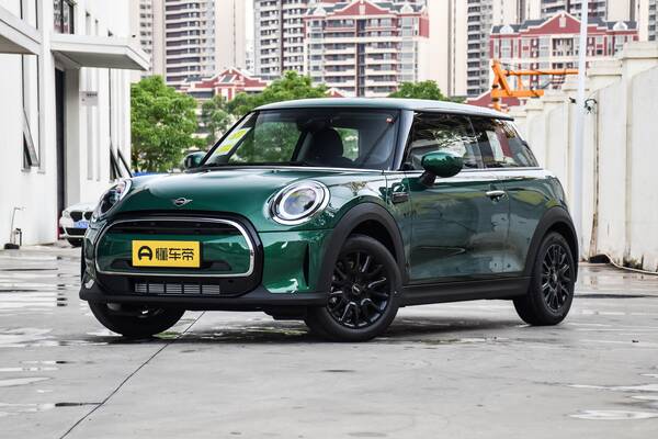 迷你mini女款，为女生打造，造型复古、时尚，19.98万起，2023款MINI咋样？