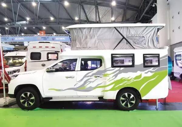 最新升顶越野房车，长安F70升顶房车