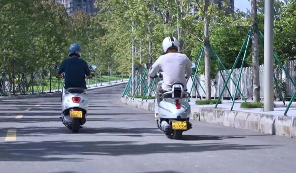 标致姜戈踏板摩托车，标致姜戈vespa