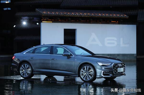 四座奥迪A6,新车|双前脸/后排座椅升级,新款奥迪A6L亮相成都车展,42.79万起 四座奥迪A6,新车|双前脸/后排座椅升级,新款奥迪A6L亮相成都车展,42.79万起